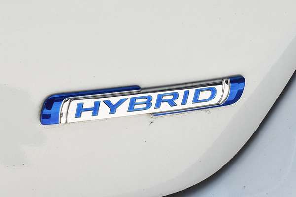 2024 Suzuki Swift Hybrid UZ