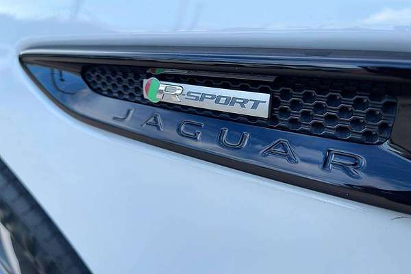 2019 Jaguar F-PACE 20d R-Sport X761