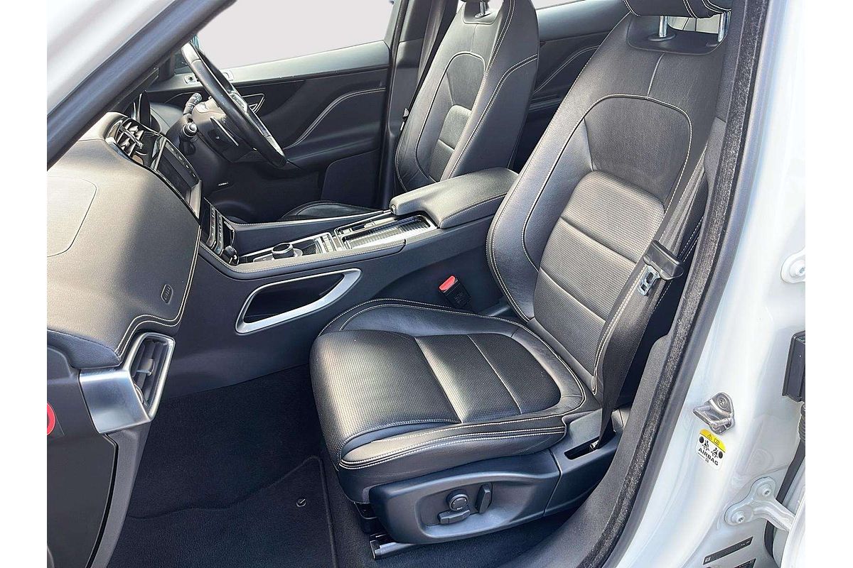 2019 Jaguar F-PACE 20d R-Sport X761