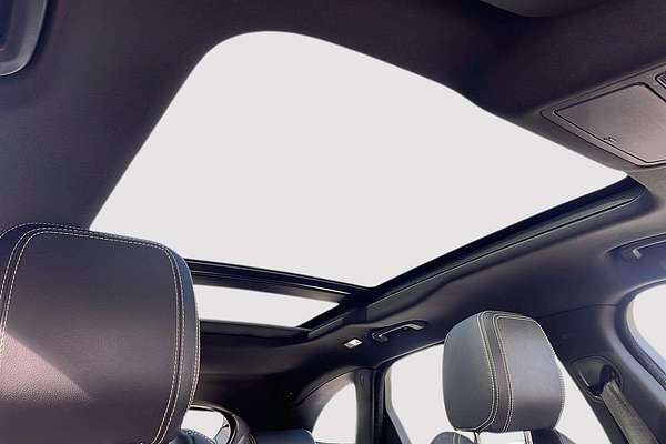 2019 Jaguar F-PACE 20d R-Sport X761