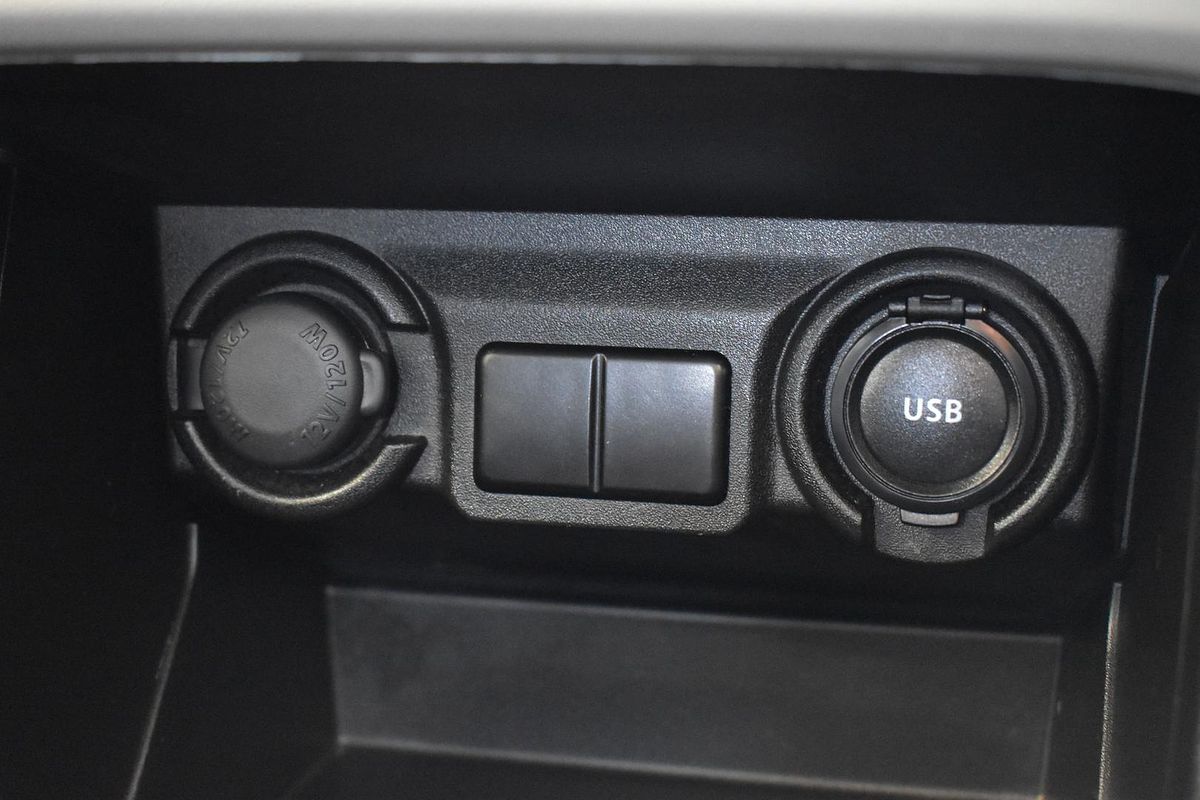 2024 Suzuki Swift Hybrid UZ