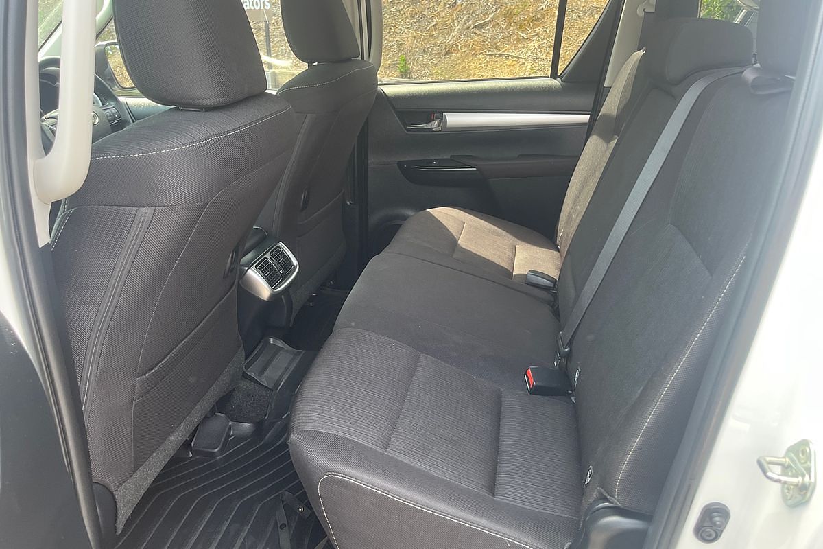 2023 Toyota Hilux SR5 GUN126R 4X4