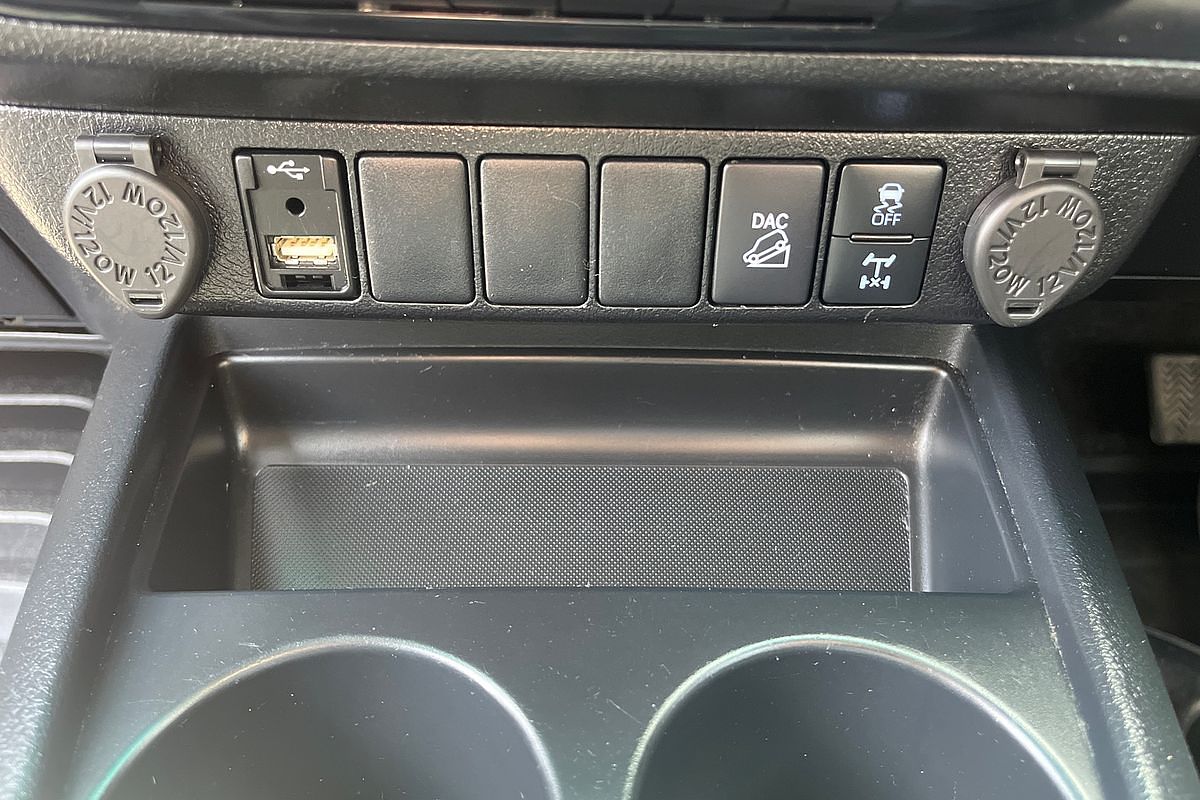 2023 Toyota Hilux SR5 GUN126R 4X4