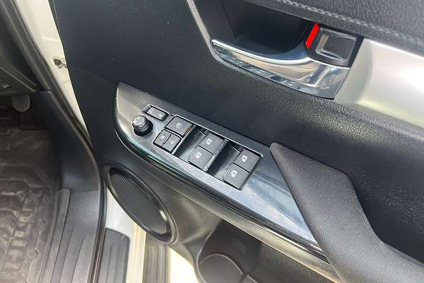 2023 Toyota Hilux SR5 GUN126R 4X4