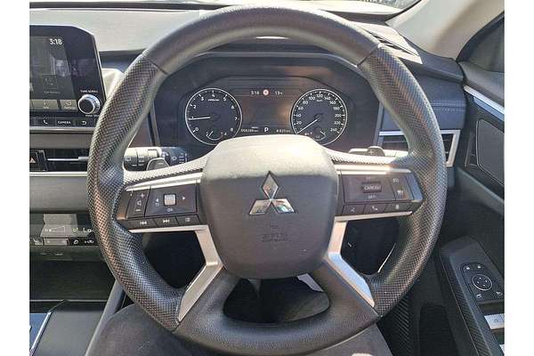 2024 Mitsubishi Outlander ES ZM