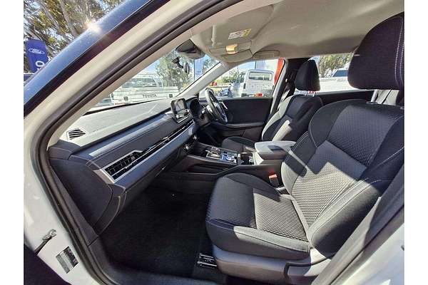 2024 Mitsubishi Outlander ES ZM