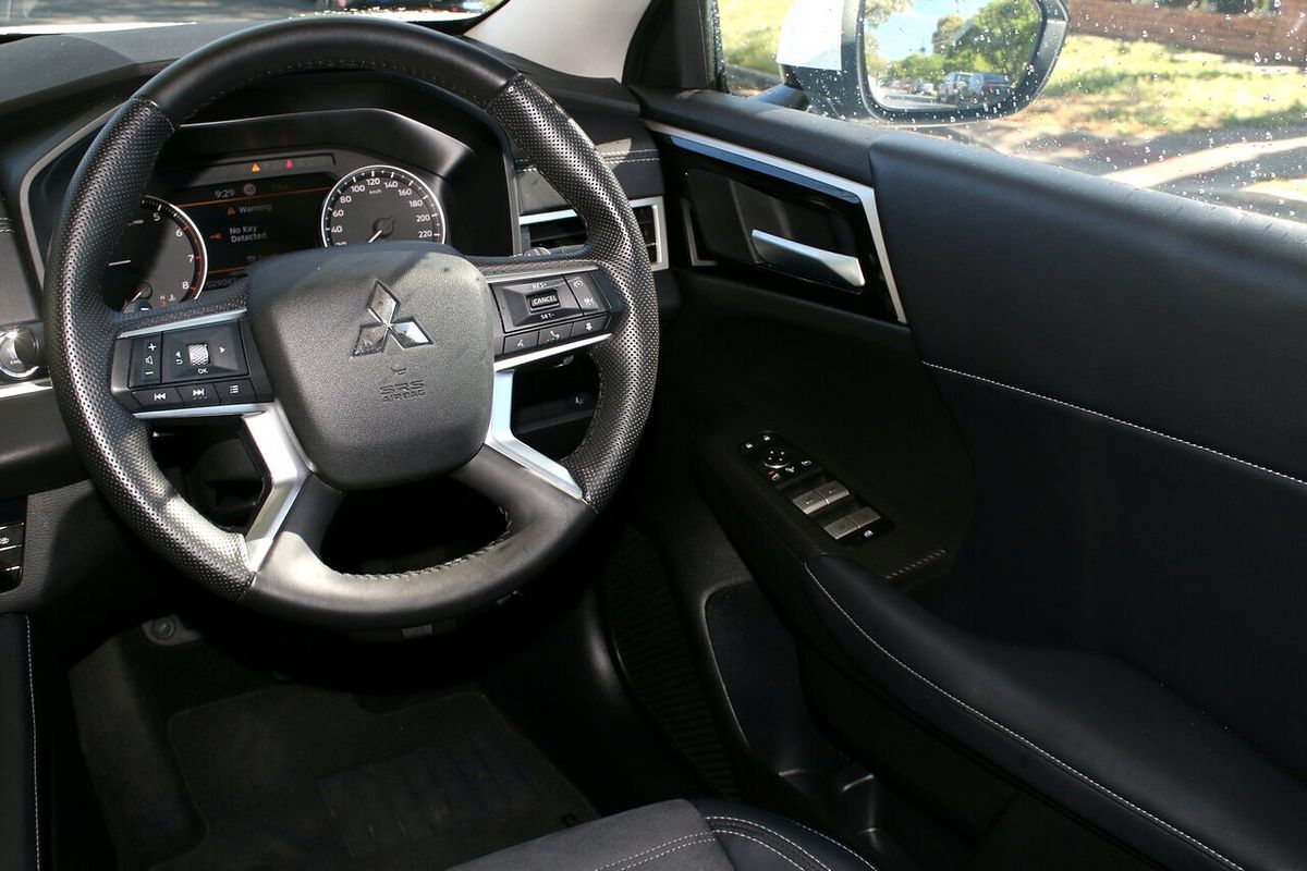 2024 Mitsubishi Outlander Aspire ZM