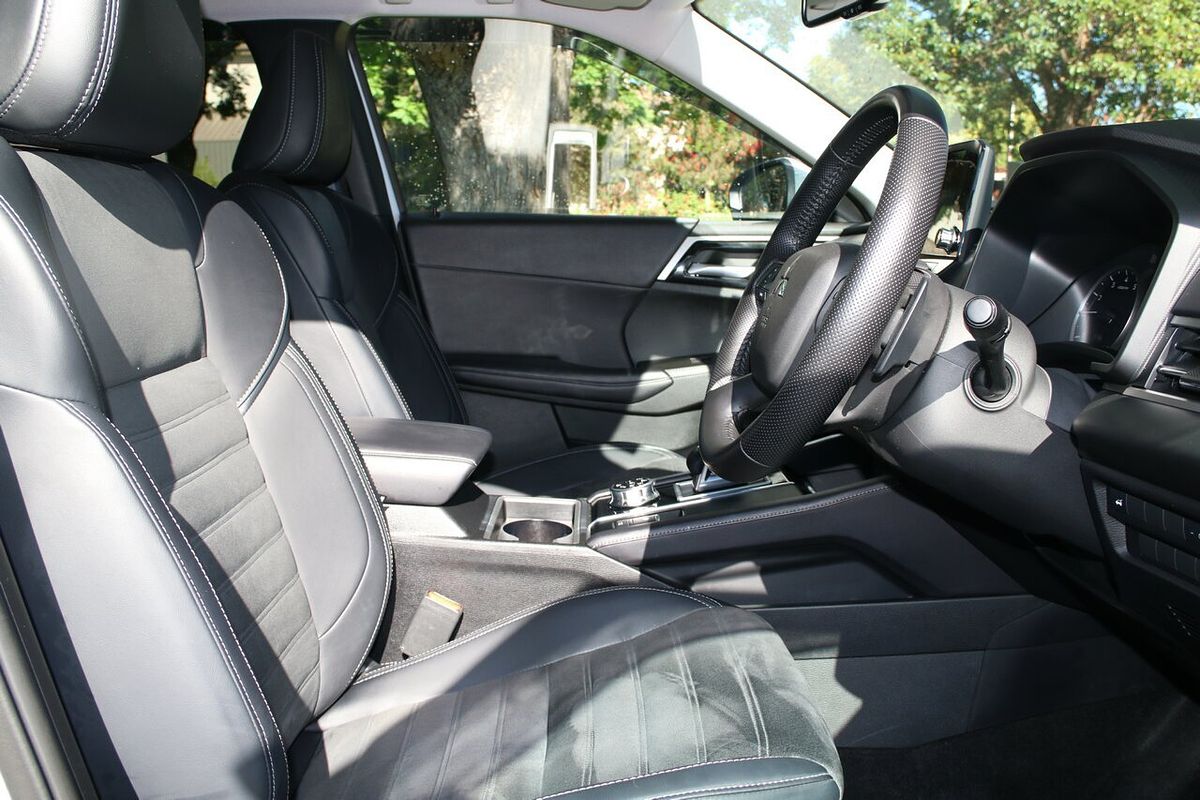 2024 Mitsubishi Outlander Aspire ZM