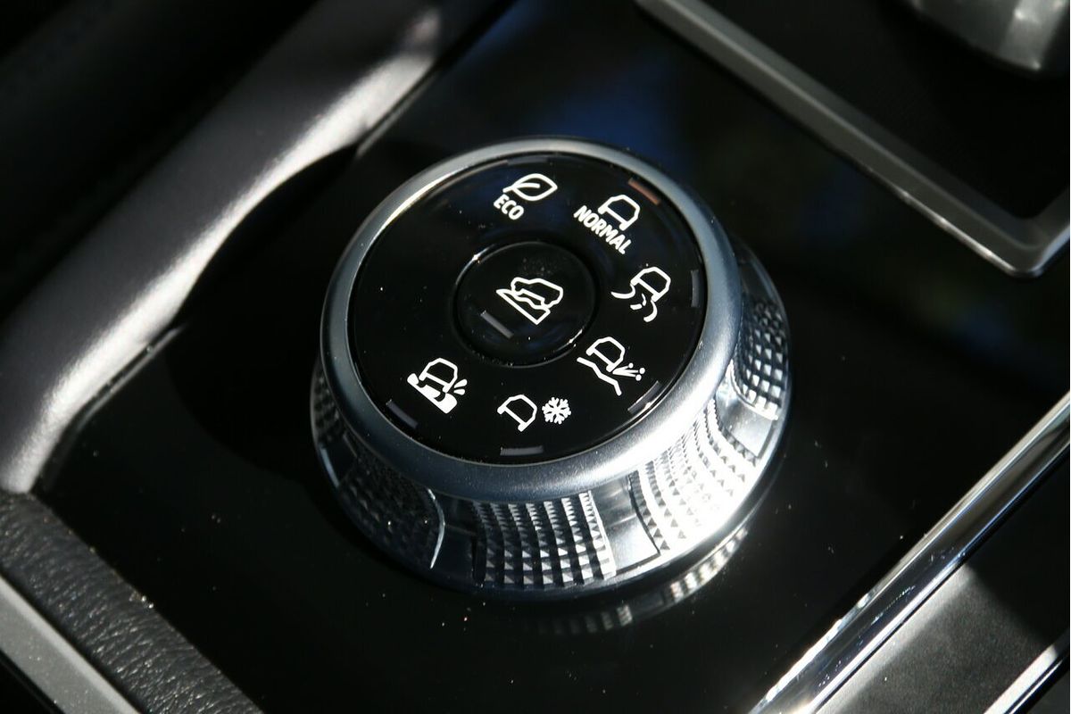 2024 Mitsubishi Outlander Aspire ZM