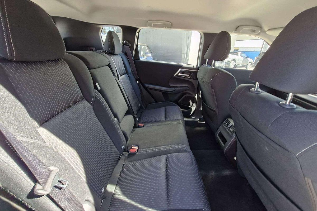 2024 Mitsubishi Outlander ES ZM