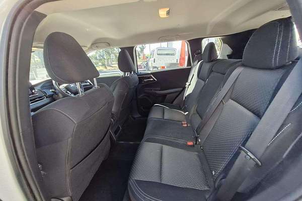 2024 Mitsubishi Outlander ES ZM