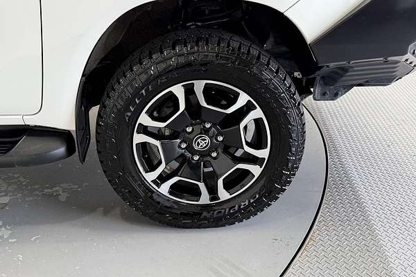 2023 Toyota Hilux SR GUN126R 4X4