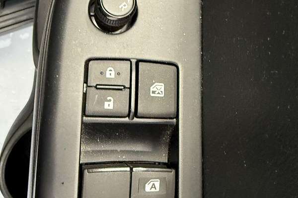 2023 Toyota Hilux SR GUN126R 4X4