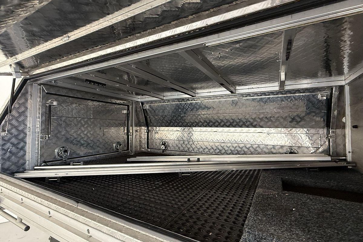 2023 Toyota Hilux SR GUN126R 4X4