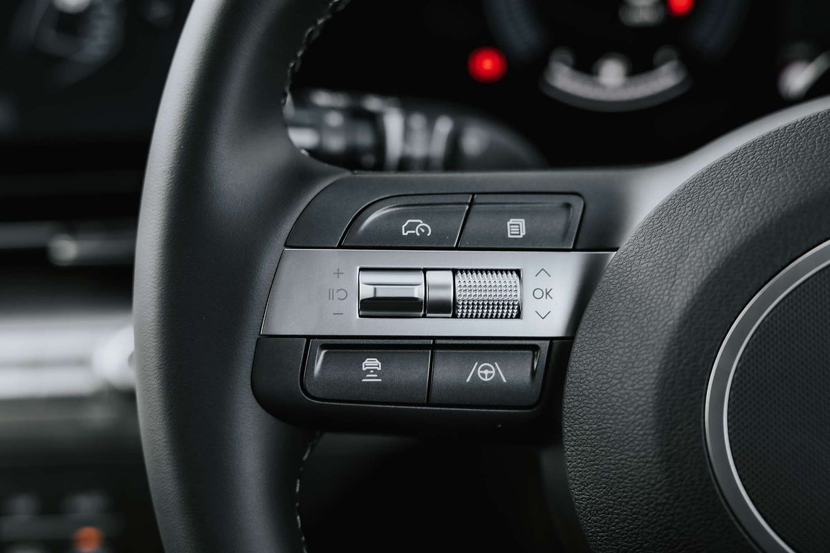 2025 Hyundai Kona  SX2.V3