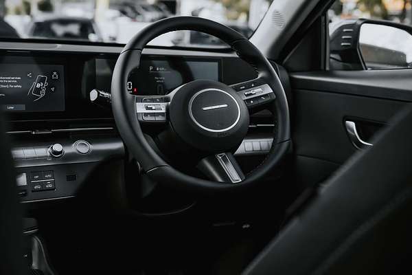 2025 Hyundai Kona  SX2.V3