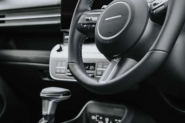 2025 Hyundai Kona  SX2.V3