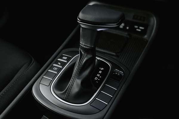 2025 Hyundai Kona  SX2.V3