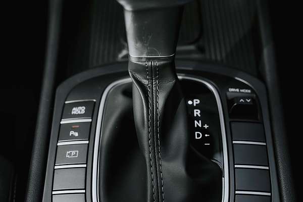 2025 Hyundai Kona  SX2.V3