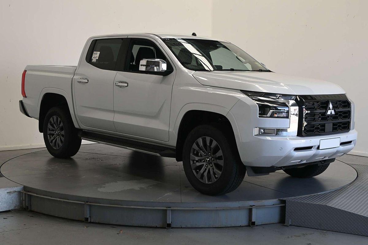 2024 Mitsubishi Triton GLS MV 4X4