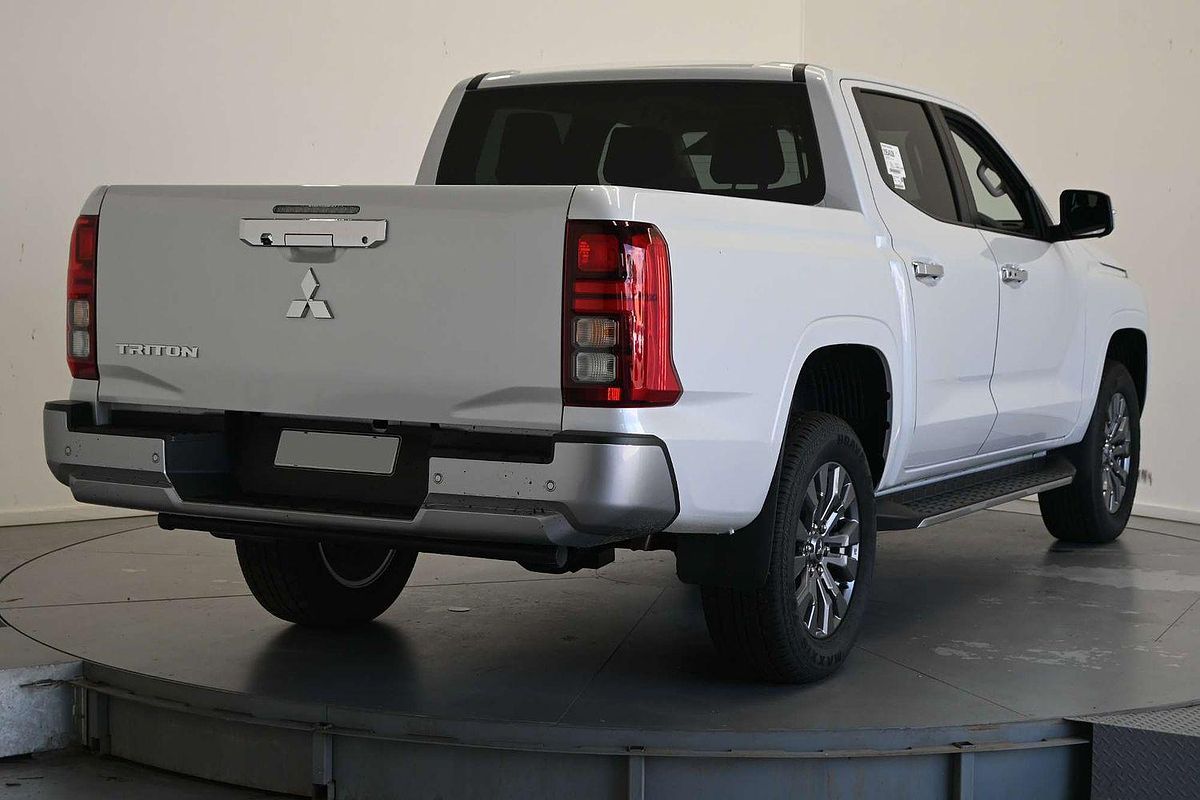 2024 Mitsubishi Triton GLS MV 4X4