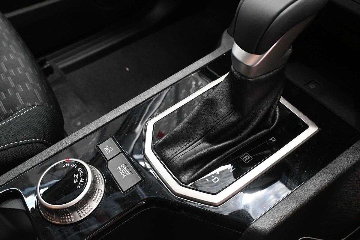 2024 Mitsubishi Triton GLS MV 4X4