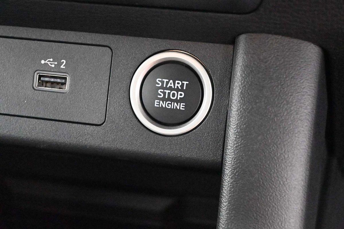 2024 Mitsubishi Triton GLS MV 4X4