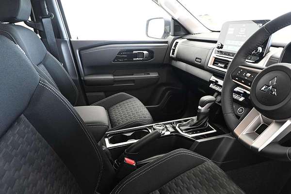 2024 Mitsubishi Triton GLS MV 4X4