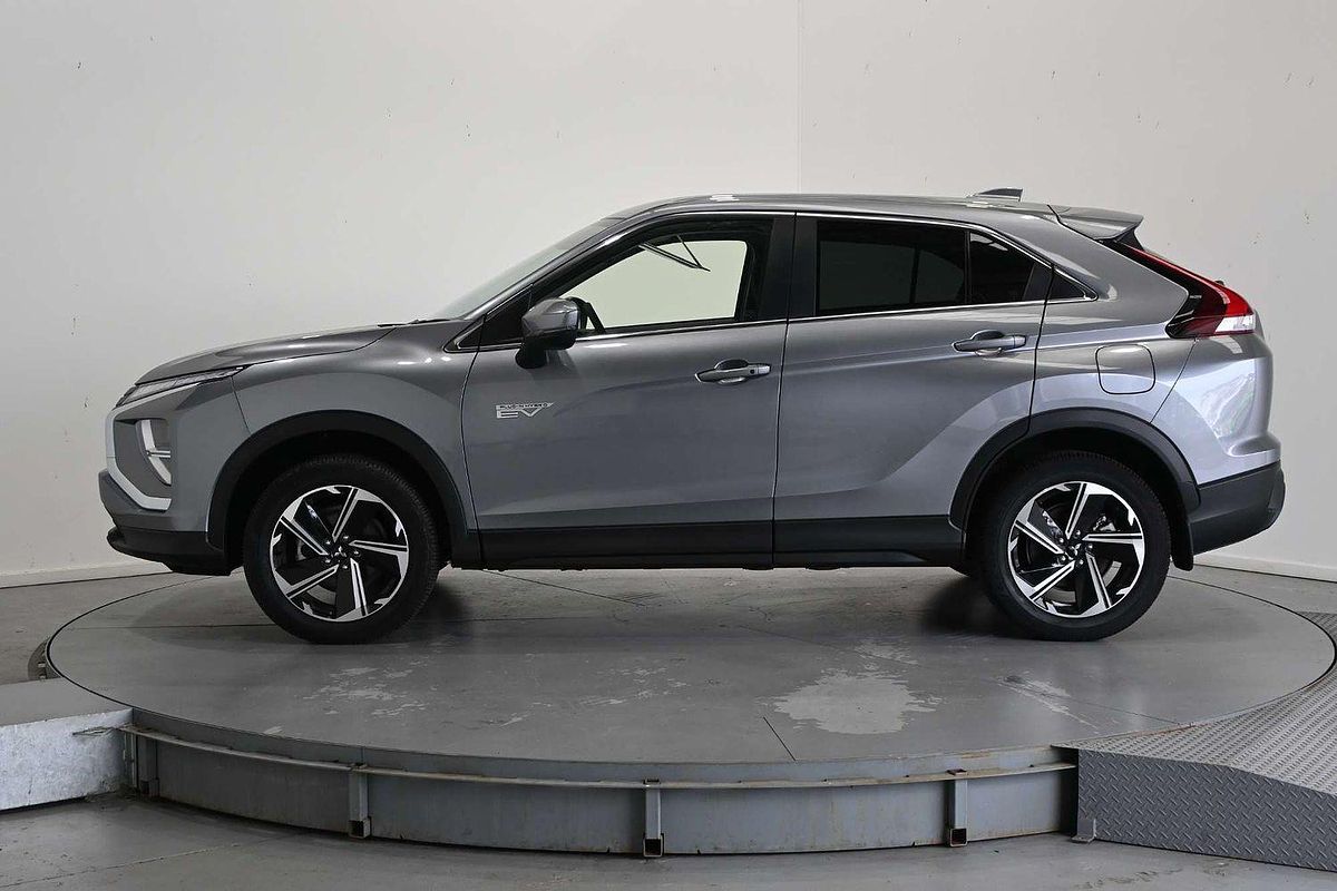 2024 Mitsubishi Eclipse Cross PHEV ES YB