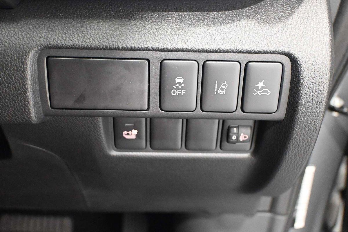 2024 Mitsubishi Eclipse Cross PHEV ES YB