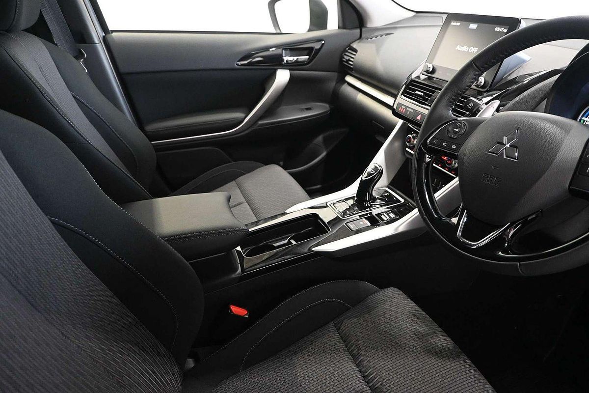 2024 Mitsubishi Eclipse Cross PHEV ES YB