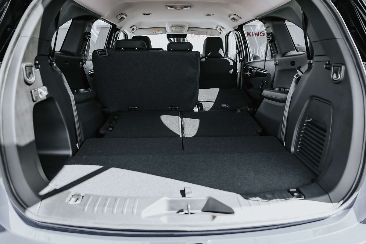 2025 Isuzu MU-X LS-U