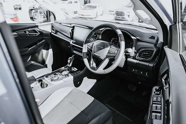 2025 Isuzu MU-X LS-U