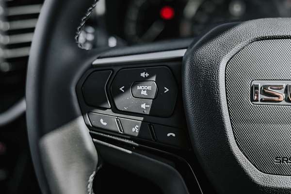 2025 Isuzu MU-X LS-U