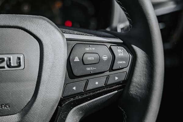 2025 Isuzu MU-X LS-U