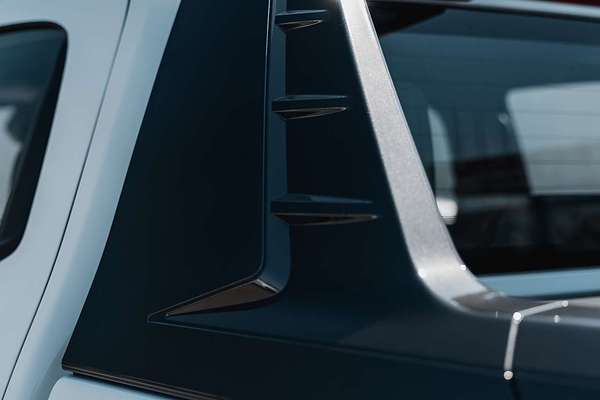 2025 Isuzu D-MAX X-TERRAIN  4X4