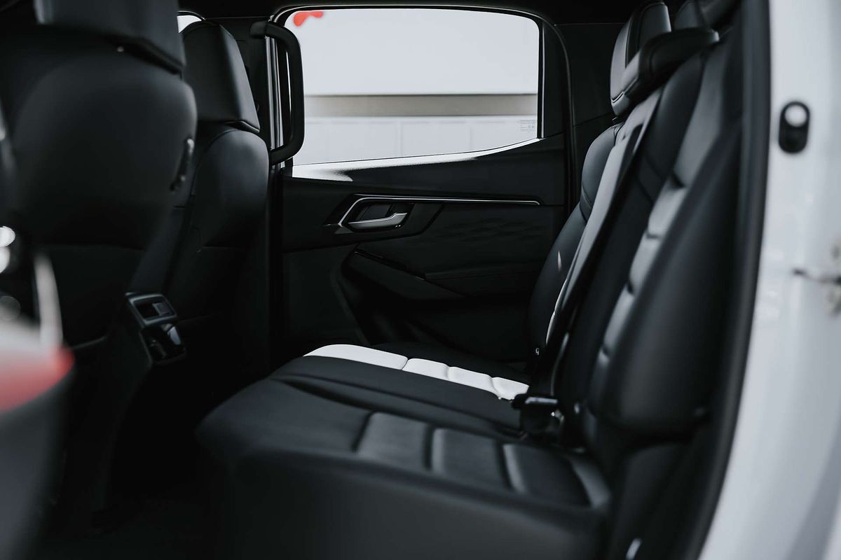 2025 Isuzu D-MAX X-TERRAIN  4X4