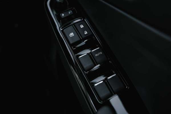 2025 Isuzu D-MAX X-TERRAIN  4X4