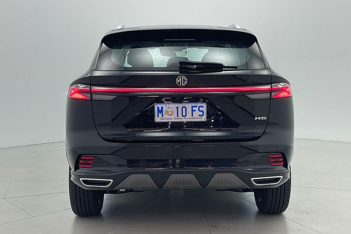 2024 MG HS Excite AS33