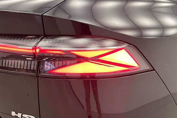 2024 MG HS Excite AS33