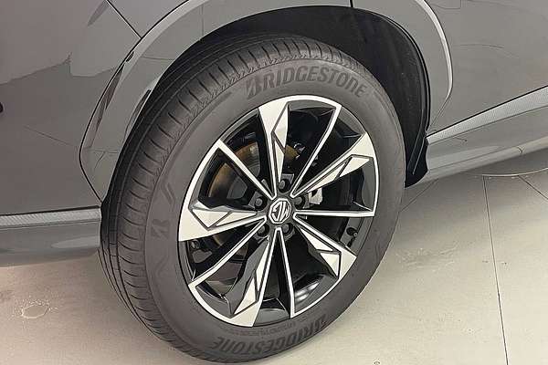 2024 MG HS Excite AS33