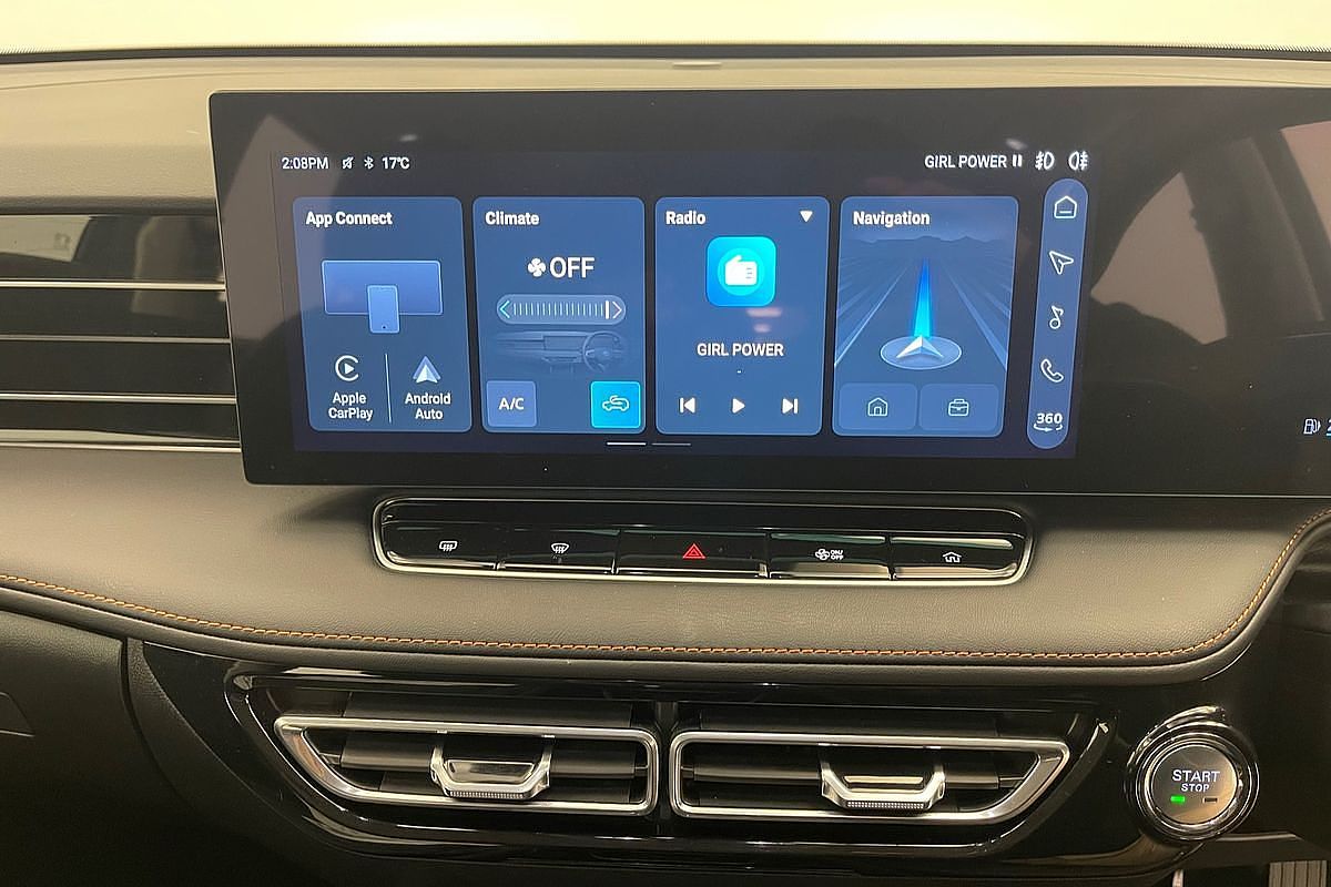 2024 MG HS Excite AS33