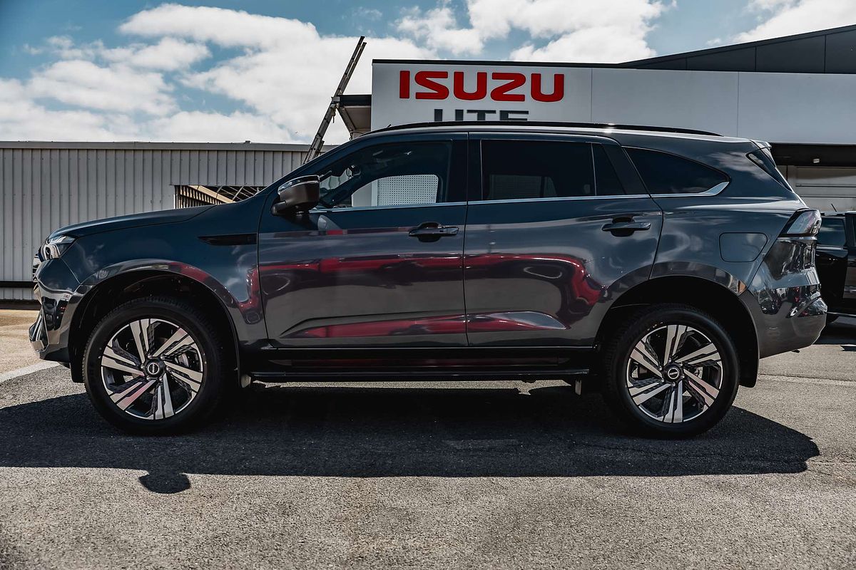 2025 Isuzu MU-X LS-T