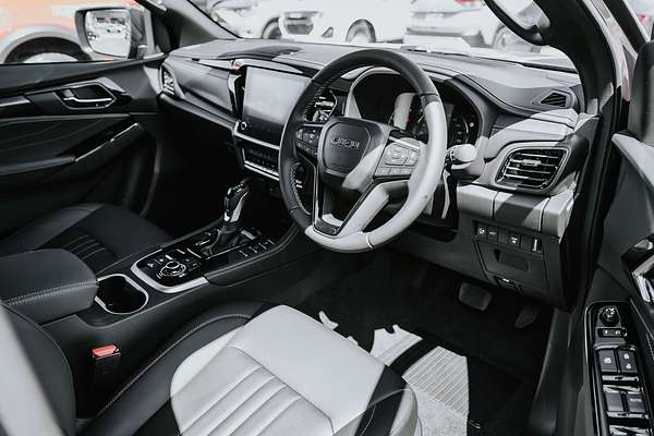 2025 Isuzu MU-X LS-T