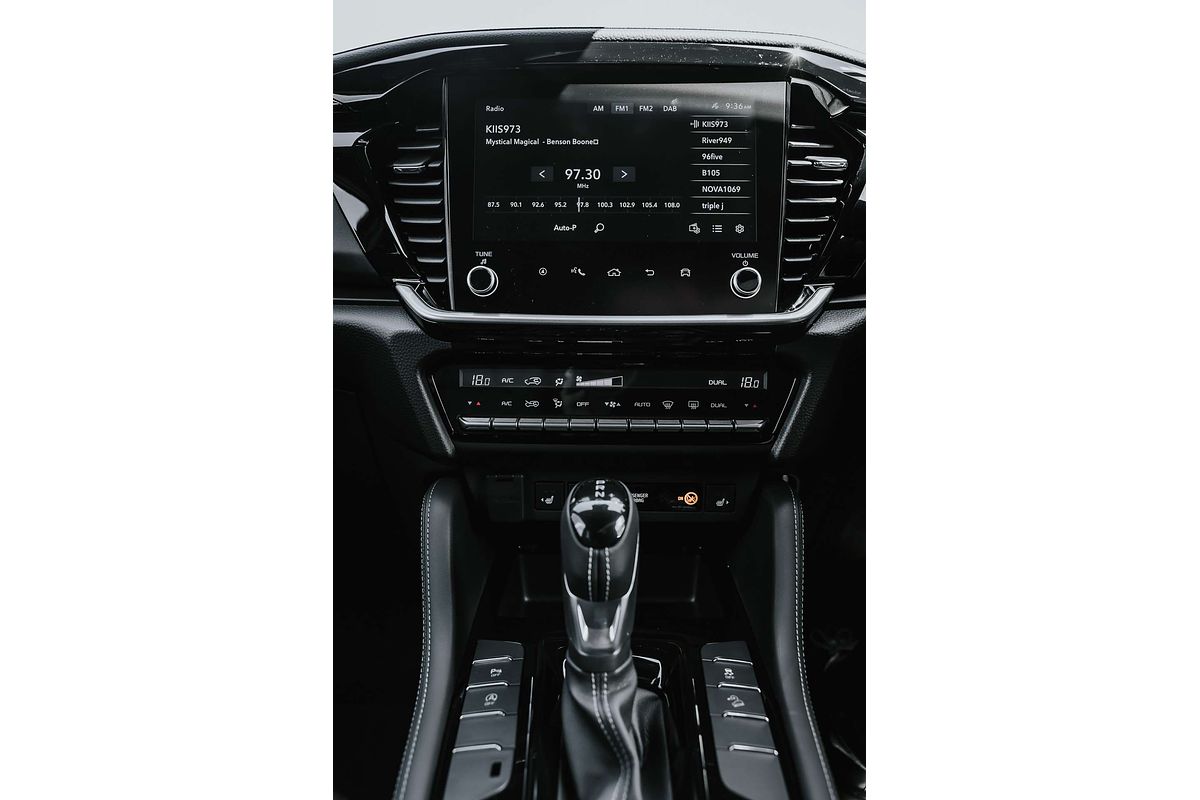 2025 Isuzu MU-X LS-T