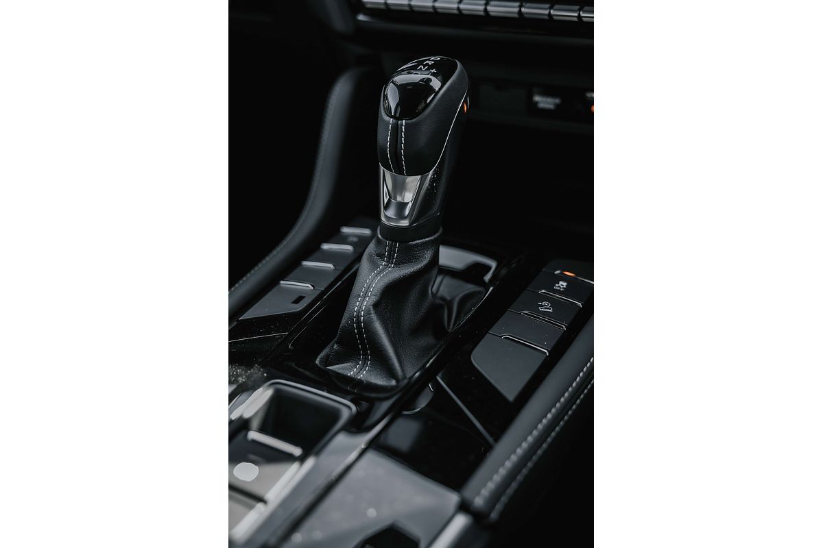 2025 Isuzu MU-X LS-T