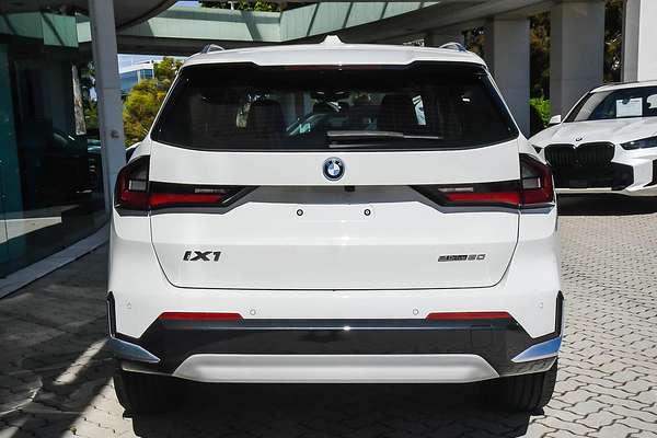 2024 BMW iX1 eDrive20 xLine U11