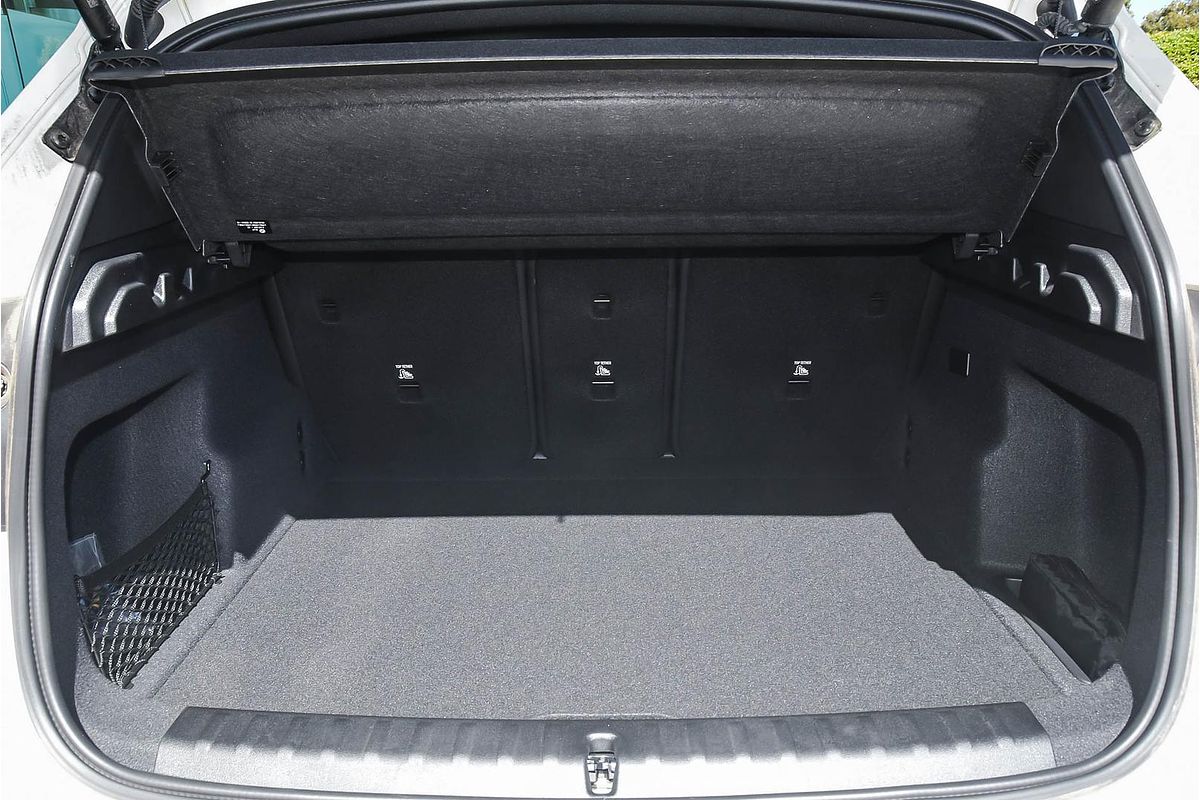 2024 BMW iX1 eDrive20 xLine U11