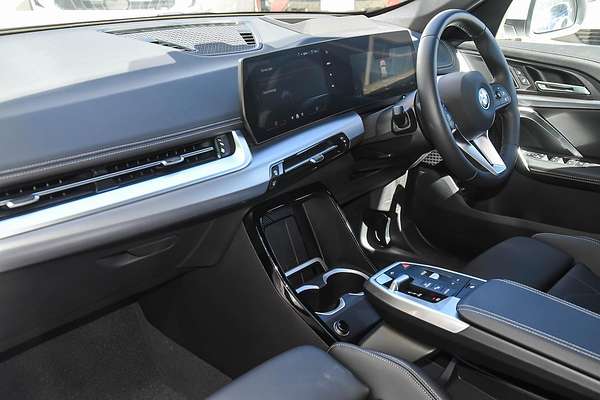 2024 BMW iX1 eDrive20 xLine U11