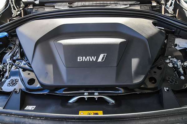 2024 BMW iX1 eDrive20 xLine U11